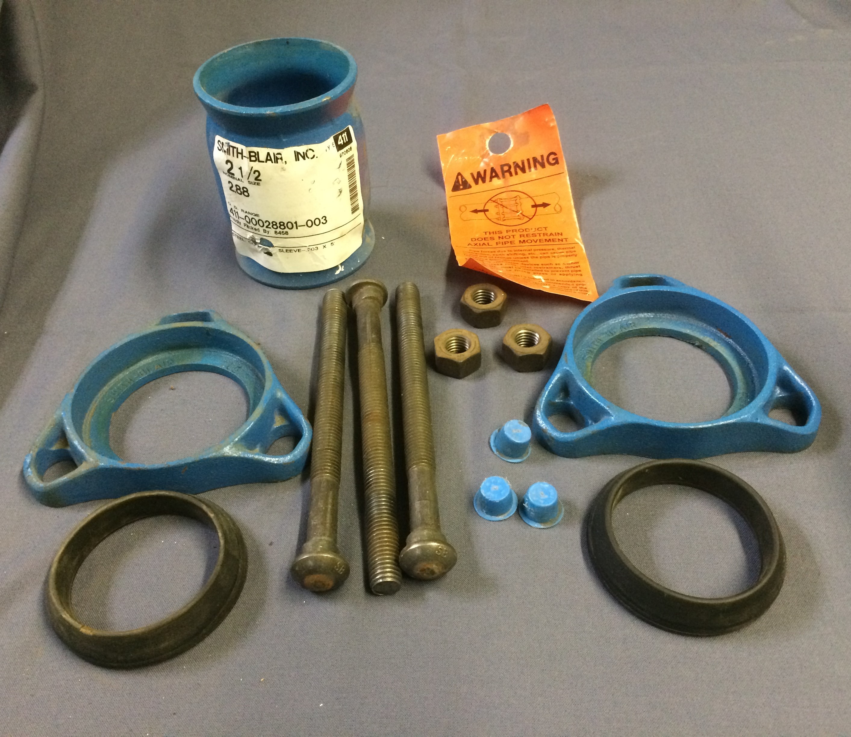 Smith Blair 2 1/2 " Steel Coupling Sleeve PN 970606 Blue steel coupling