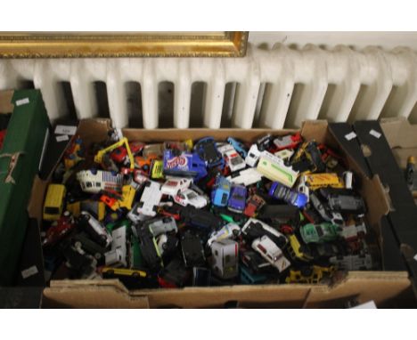 A TRAY OF DIECAST VEHICALS BY LLEDO, MATCHBOX, CORGI ETC. (TRAY NOT INCLUDED)