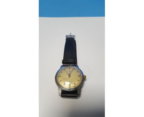 CAMERER CUSS &amp; CO VINTAGE GENTLEMAN'S EXTRA FLAT 17 JEWELS WRIST WATCH