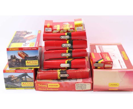 Large box of Hornby/Triang Hornby accessories: R179 Suspension Bridge; R8131 Operating conveyor; R8132 Operating Tipper; R404
