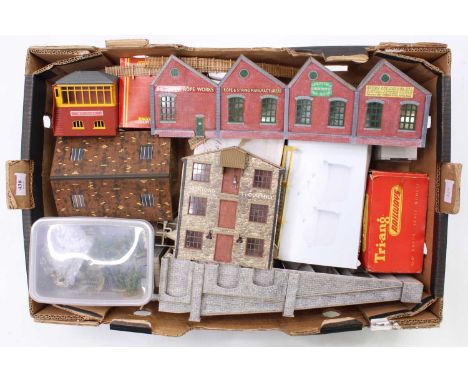 Large tray containing 00-gauge scenic items, including a dozen or so manually operated signals, Hornby engine shed, station r