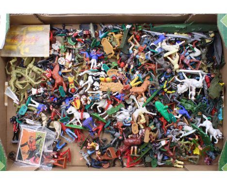 One tray containing vintage plastic toy soldiers by Timpo, Britains, Marx, Crescent and others, various issues and series to 