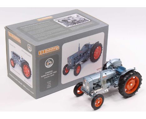 A Universal Hobbies limited edition 1/999 released 1/16 scale diecast model of a Fordson Super Major 1960 Launch Model Tracto