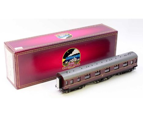 Item no. 22-60064 MTH LMS Stanier passenger coach 1st class no.1059, complete with interior lighting. Suitable for 2-rail fin