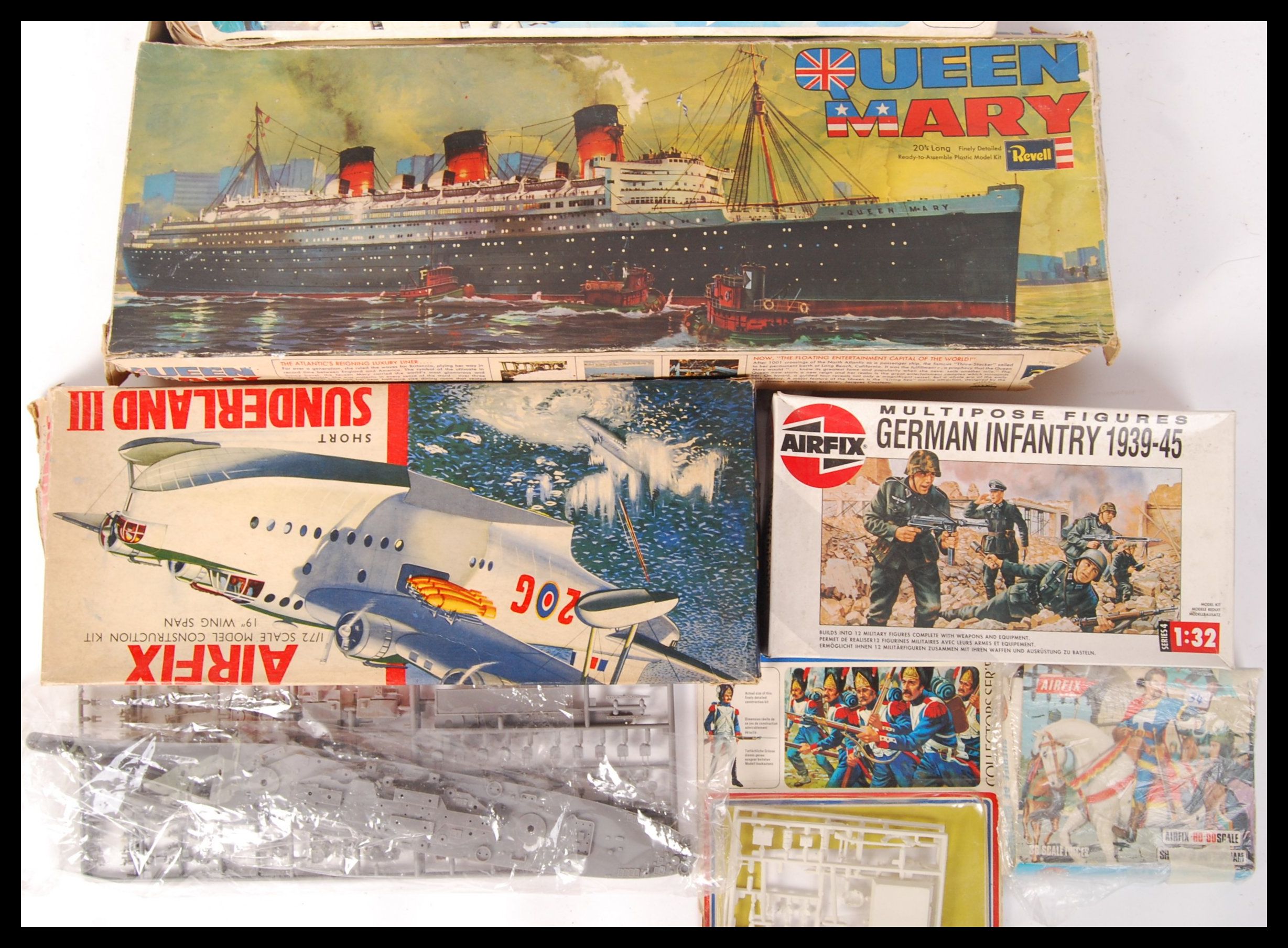 A collection of assorted vintage Airfix model kits to include; 1/72 ...