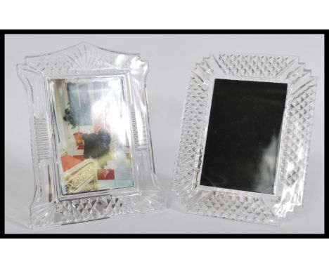 A pair of Waterford crystal cut glass free standing easel picture frames, please see images for detail.&nbsp;Measures: 25 cm 