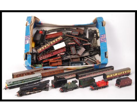 A large collection of assorted Hornby , Lima and other 00 Gauge model railway trainset items to include; track , rolling , st