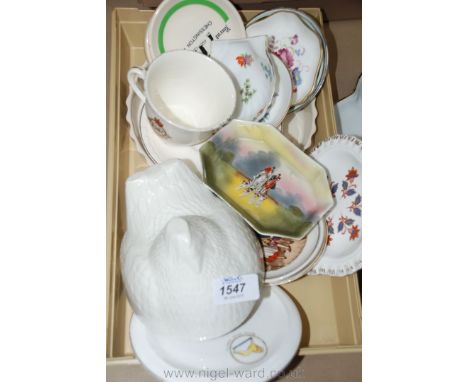 A quantity of trinket dishes including Royal Worcester, Coalport, Queens 'Haworth', Greens new-style jelly mould, commemorati