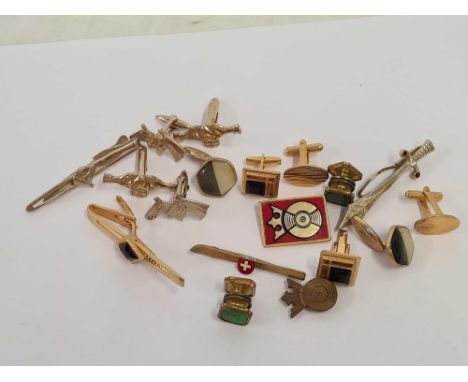 QTY OF GENTS CUFF LINKS &amp; TIE PINS