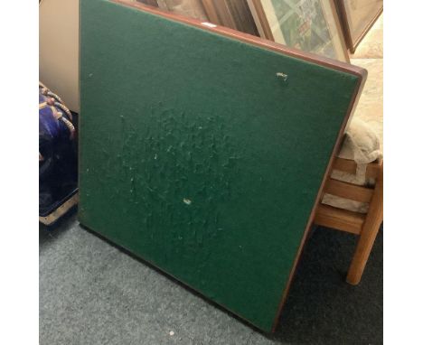 FOLDING GREEN BAIZE TOP CARD TABLE, NEEDS NEW BAIZE