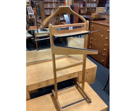 VINTAGE CORBY CLOTHES STAND