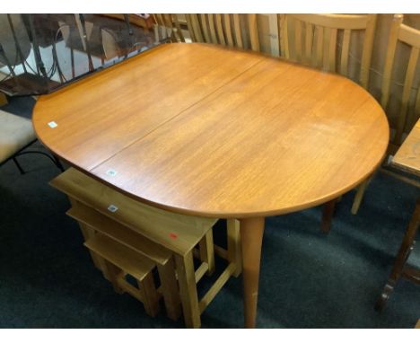 VINTAGE EXTENDING TEAK DINING TABLE BY PORTWOOD FURNITURE, 4ft 6" EXTENDING TO 6ft