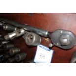panneau avec douille 3/4 à 1'' DRIVE et clé à rochet