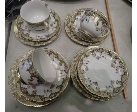Early 20th century tea service of fifteen pieces. P&P Group 3 (£25+VAT for the first lot and £5+VAT for subsequent lots) 