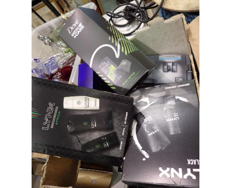Collection of mens gift sets. P&amp;P Group 2 (£18+VAT for the first lot and £3+VAT for subsequent lots) 