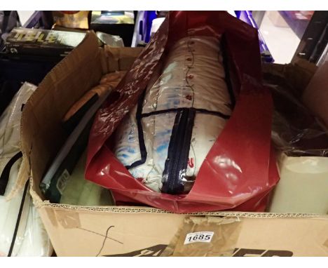 Quantity of duvet covers and sheets, all new. P&amp;P Group 3 (£25+VAT for the first lot and £5+VAT for subsequent lots) 