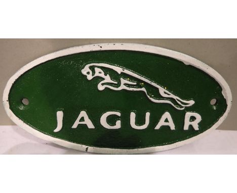 Small cast iron Jaguar plaque, W: 14 cm. P&amp;P Group 1 (£14+VAT for the first lot and £1+VAT for subsequent lots) 