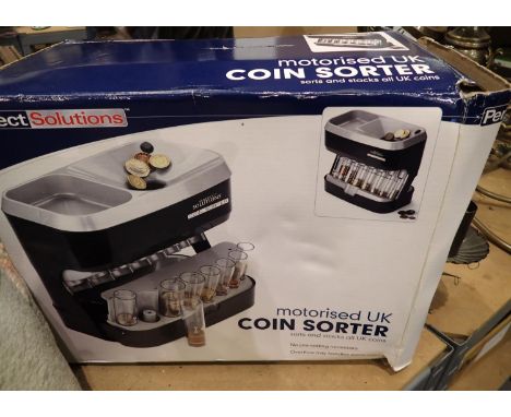 Motorized UK coin sorter. P&amp;P Group 2 (£18+VAT for the first lot and £3+VAT for subsequent lots) 