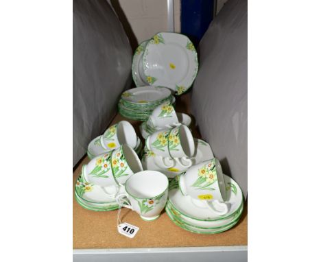 NEW CHELSEA 'SWEET NANCY' PART TEA/DINNER SERVICE, comprising eight cups, twelve saucers, three square plates, six 20cm plate