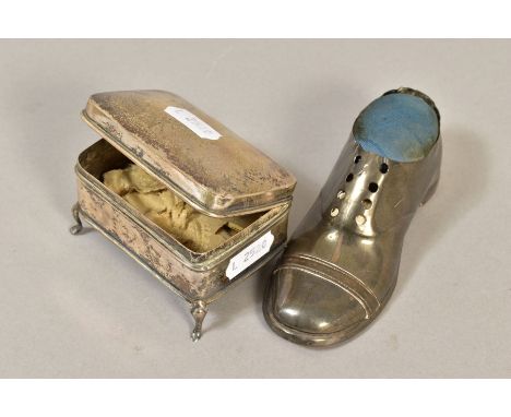 AN EDWARDIAN SILVER PIN CUSHION IN THE FORM OF A GENT'S SHOE, oak sole, registered 548913, makers S.Blanckensee &amp; Son Ltd