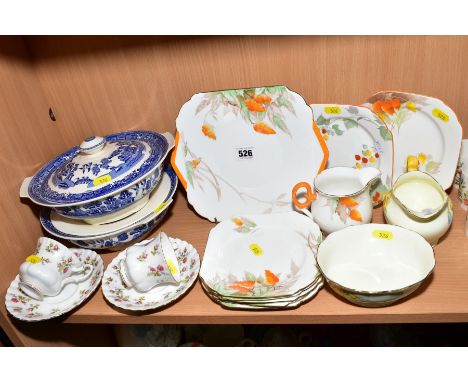 A GROUP OF SHELLEY TEAWARES AND OTHER CERAMICS, including a set of five tea plates, bread and butter plate in matching patter