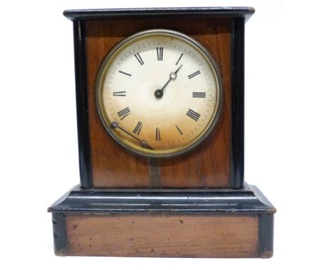 Late 19th century mantel clock with a light oak veneered design on rectangular base