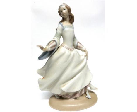 Lladro model of a lady and gentleman in repose (2)