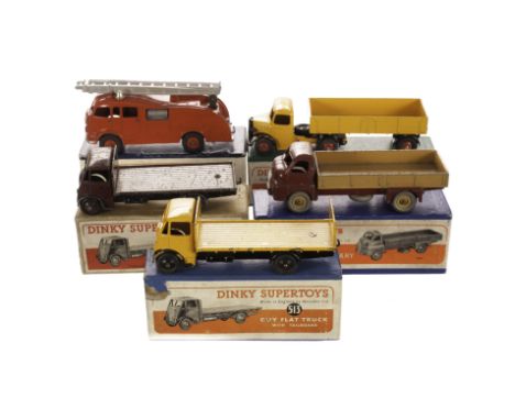 Dinky Supertoys 521 Bedford Articulated Lorry, yellow cab and back, black wings, 555 Fire Engine, 522 Big Bedford Lorry, maro