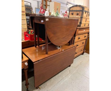 2 large mahogany gate leg tables