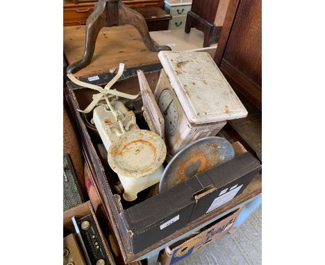 Quantity of scales &amp; weights including Belmont