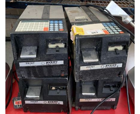 4 Avery Packscan digital scales