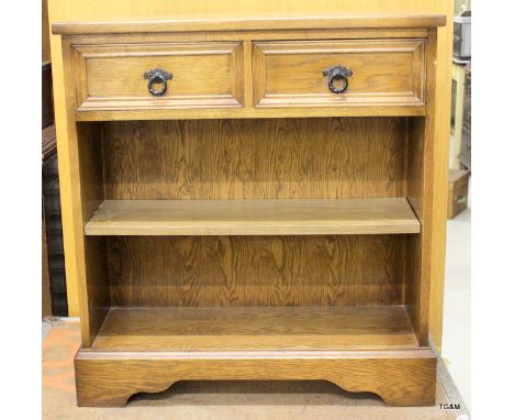 A 2 drawer 1 shelf oak storage unit 81 x 75 x 26cm