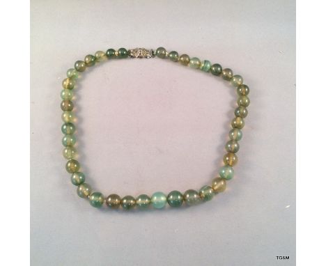 A Jade necklace 48cm