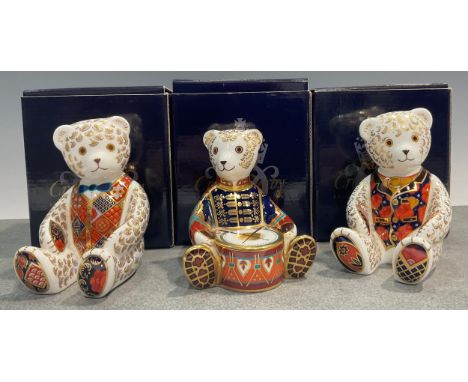 A Royal Crown Derby Teddy Bear paperweights, Debonair Bear, an exclusive for the Royal Crown Derby Collectors Guild, signed i