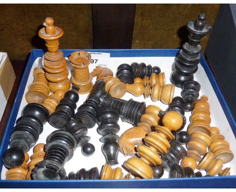 Finely carved wooden full 32 piece chess set in the Calvert pattern (knight needs repair)