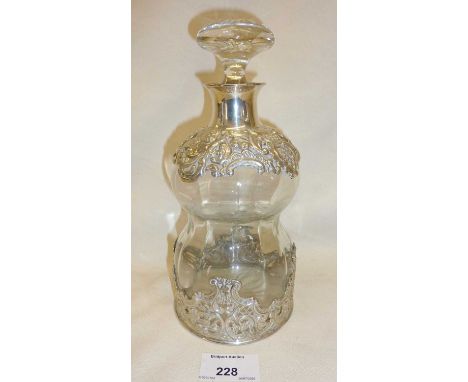 Fine Edwardian repoussé silver clad decanter hallmarked for Chester 1905, maker James Deakin &amp; Sons, approx 21.5cm high 