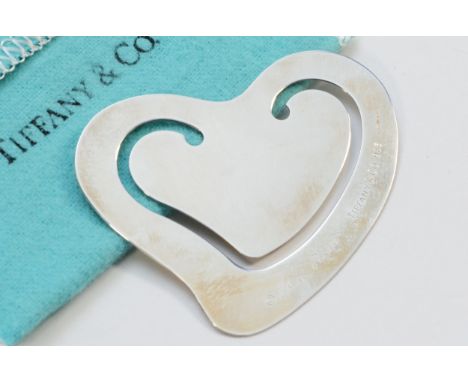 Elsa Peretti for Tiffany &amp; Co., a silver heart shape money clip, signed, Tiffany &amp; Co. London 1999, 5.5 x 4.5cm, 7gm