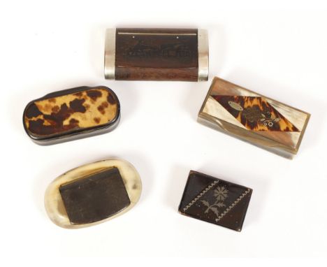 Five nineteenth and twentieth century snuff boxes, to include, a horn snuff box, a tortoiseshell example, and a papier mache 