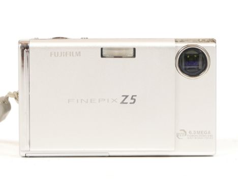 A Fujifilm Z5 FD compact digital camera, in maker's box