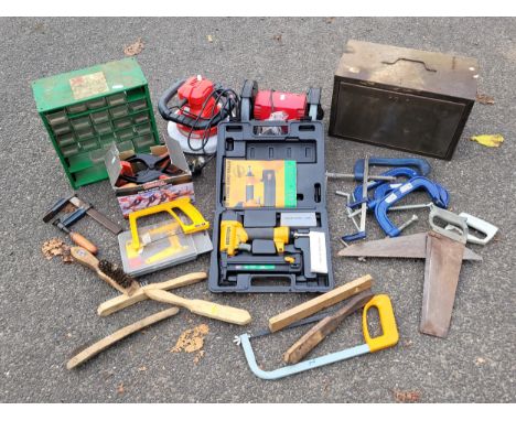 A collection of hand tools to include 'G' clamps, hand clamps, hacksaws, Parkside PDOS 200 240v bench grinder, Ultimate Speed