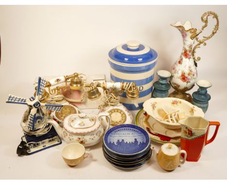 A collection of ceramics, to include a Cornishware pottery bread bin, Royal Copenhagen collector plates, a Delft blue &amp; w