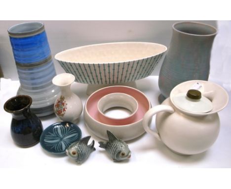 A small quantity of ceramics including a Shelley blue and grey ribbed vase, a crested vase, a Spode jug, Hornsea pottery and 