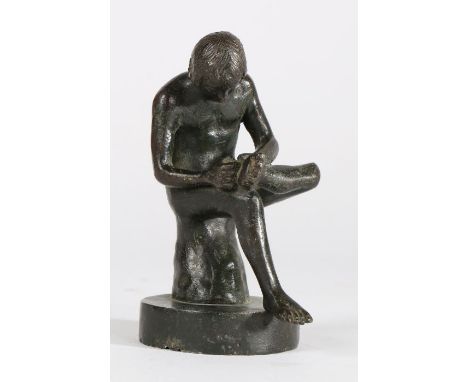 19th Century Grand Tour bronze depicting Spinario, 10cm high