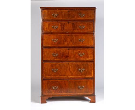 19th Century mahogany chest of drawers, the rectangular top above six crossbanded graduated drawers and bracket feet, 84cm wi