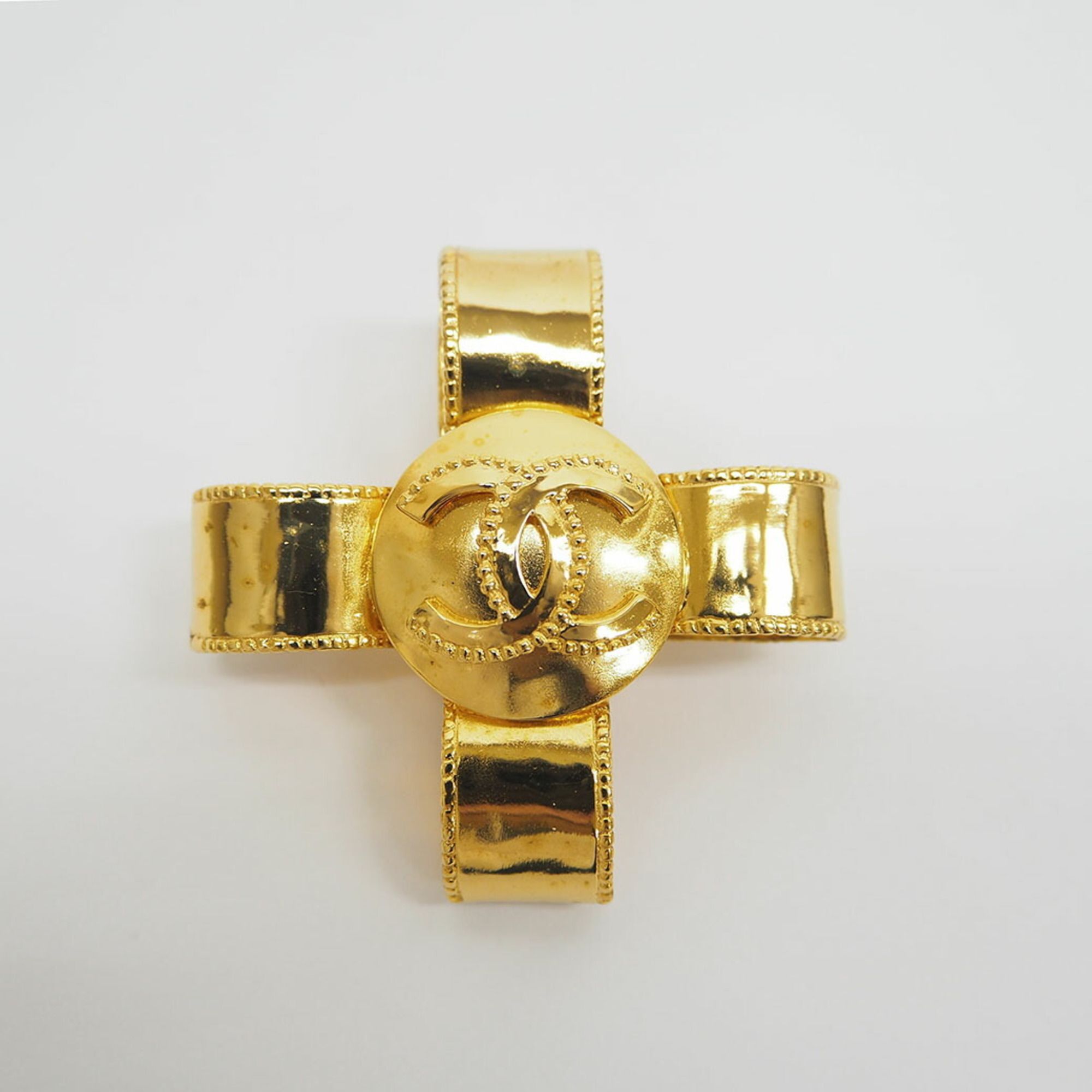 CHANEL 97A Coco Mark Cross Ribbon Brooch Gold Pin