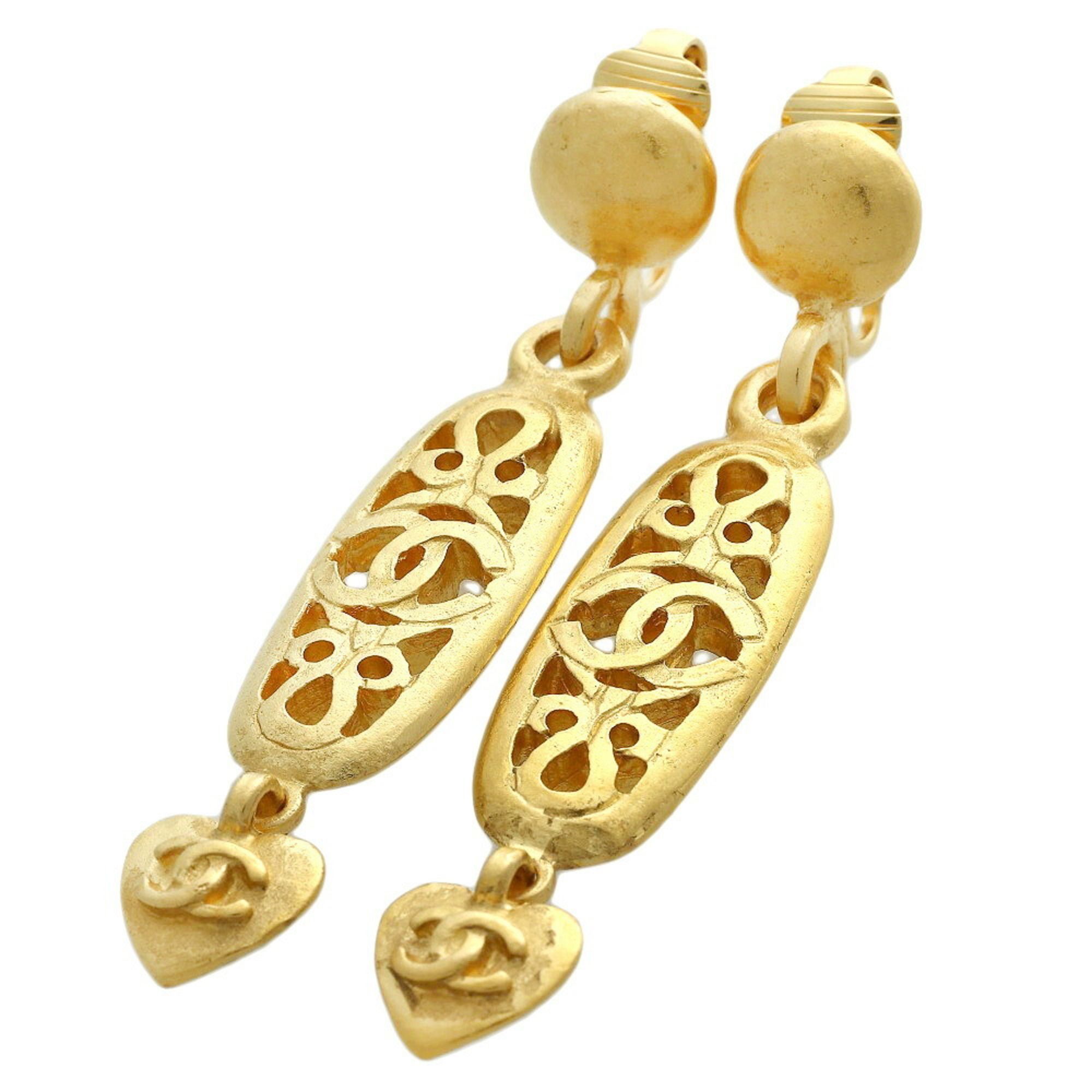CHANEL Coco Mark Heart Earrings 95P with Plate