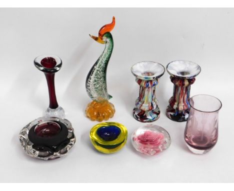 A Liskeard glass trinket dish twinned with other glassware 