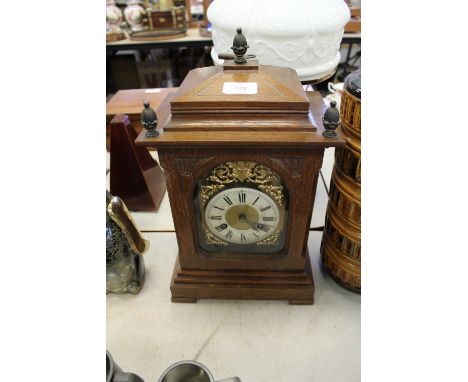 Oak cased bracket clock