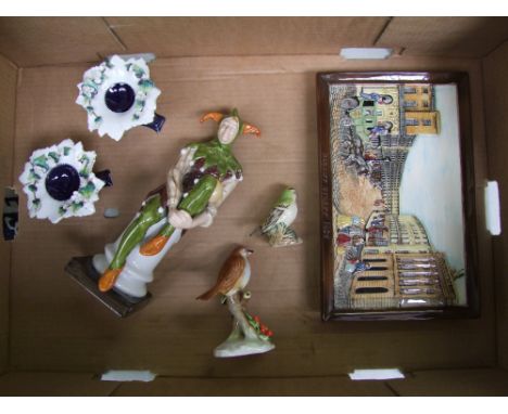 A mixed collection of ceramic items to include; Beswick regent street wall plaque, Beswick Goldcrest (Beak af), Royal Doulton