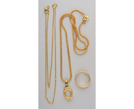 A 9ct yellow gold box-link chain and pedant, gross weight approx 5g; a 9k gold fine chain, approx 0.9g; and a yellow gold rin